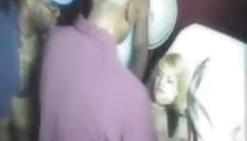 Footsie video homem fazendo sexo fazendo xixi Frida