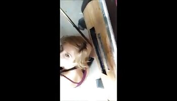 Bella Bendz, gordinha e excitada, tem sua vídeo de pornô homem e mulher transando buceta picada duas vezes