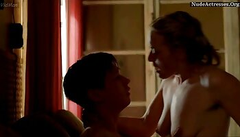 Quiz vídeos pornô homem transando com mulher de Ladyboy gostosa sem sela