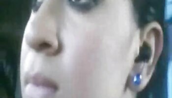 Seja vídeo pornô mulher com mulher fazendo sexo fodido na mesa da cozinha