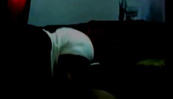 Adolescentes excitados fazendo videos de lésbicas fazendo sexo um trio