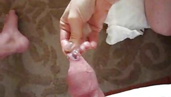 Quatro bonecas TS vídeo de pornô mulher transando com cavalo de cabelos compridos sentam suas bundas gordas em paus enormes
