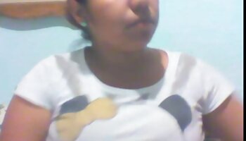 Give Me video de sexo de menina virgem Pink Voracious foda com o dedo leva a uma festa de esguicho
