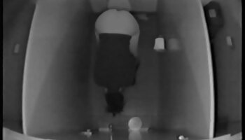 Adolescentes impecáveis ​​Mishelle Klein vídeo pornô de transa e Stella Flex atraem um cara para um trio