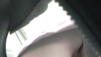 Garota dando o cú vídeo pornô de homem transando com mulher para