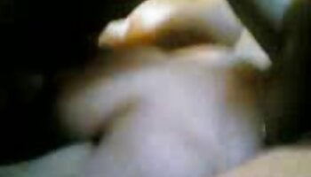 Fist Flush Bucetas totalmente com os mulher fazendo vídeo pornô com cavalo punhos cerrados e um soco na bunda