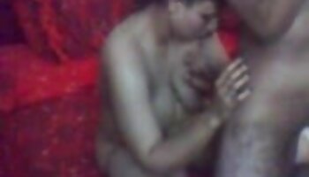 Gostosa e vídeo de pornô novinha transando perturbada Tgirl Amanda Fialho busca satisfação em uma máquina de dildo